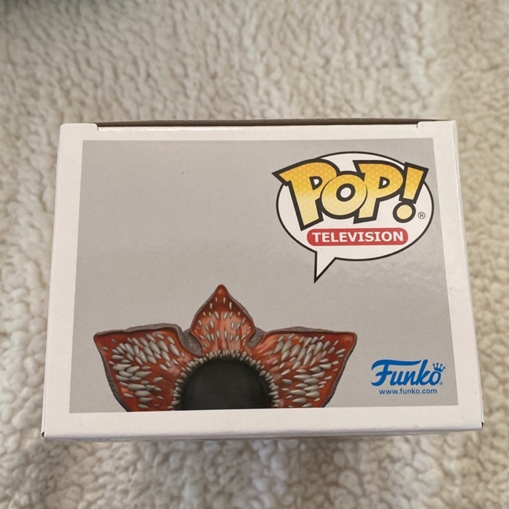 Stranger Things Season 4 Demogorgan Funko Backpack Loungefly Set SDCC 2022 - Picture 6 of 11